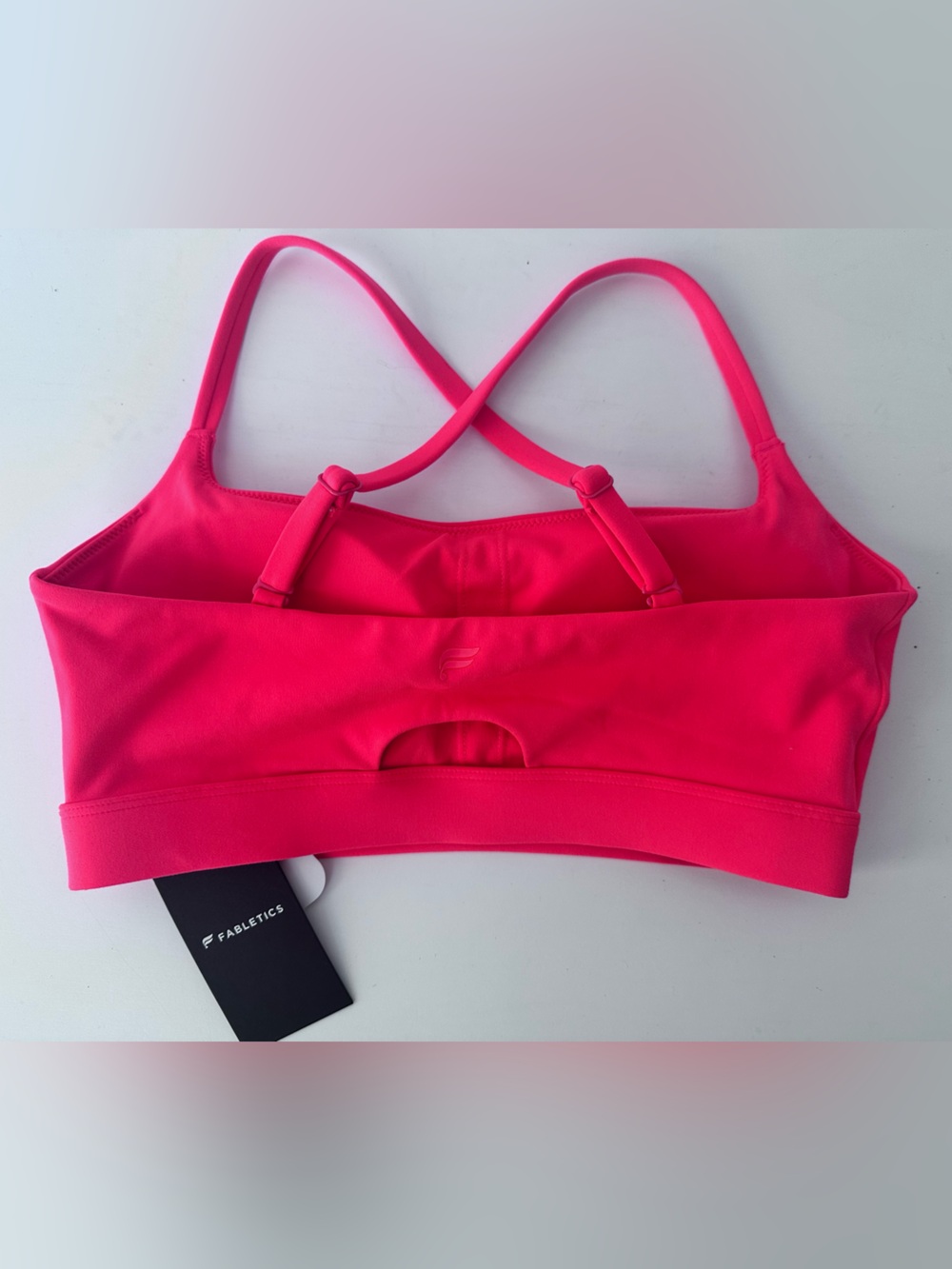 Fabletics Hot Pink Cross-Back Sports Bra - Size S NWT - Picture 2 of 5